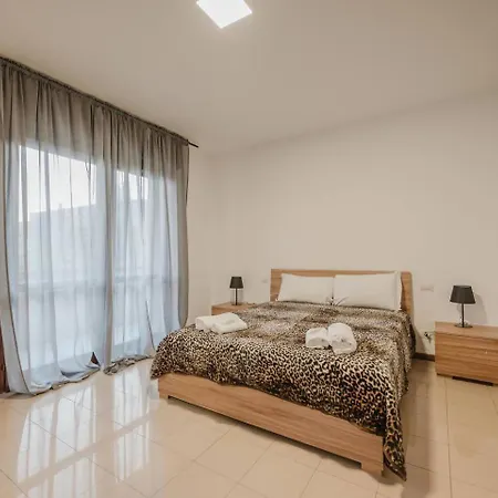 Unico 3a Moderno A * Venice